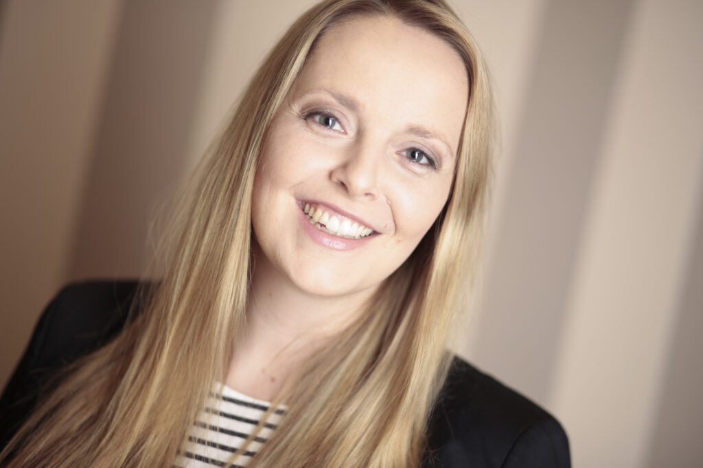 Portraitaufnahme von Prof. Dr. Denise Demski